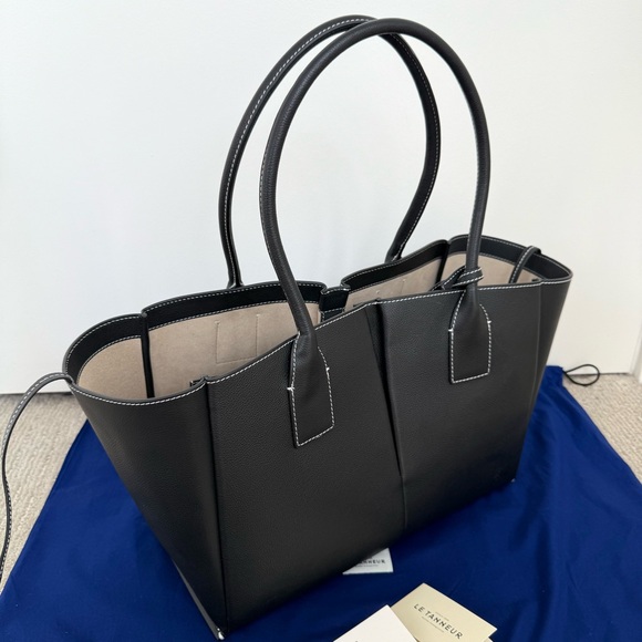 Le Tanneur Brand New Large Elena Bag. Elegant Tote Bag in Grained Leather - Picture 11 of 16